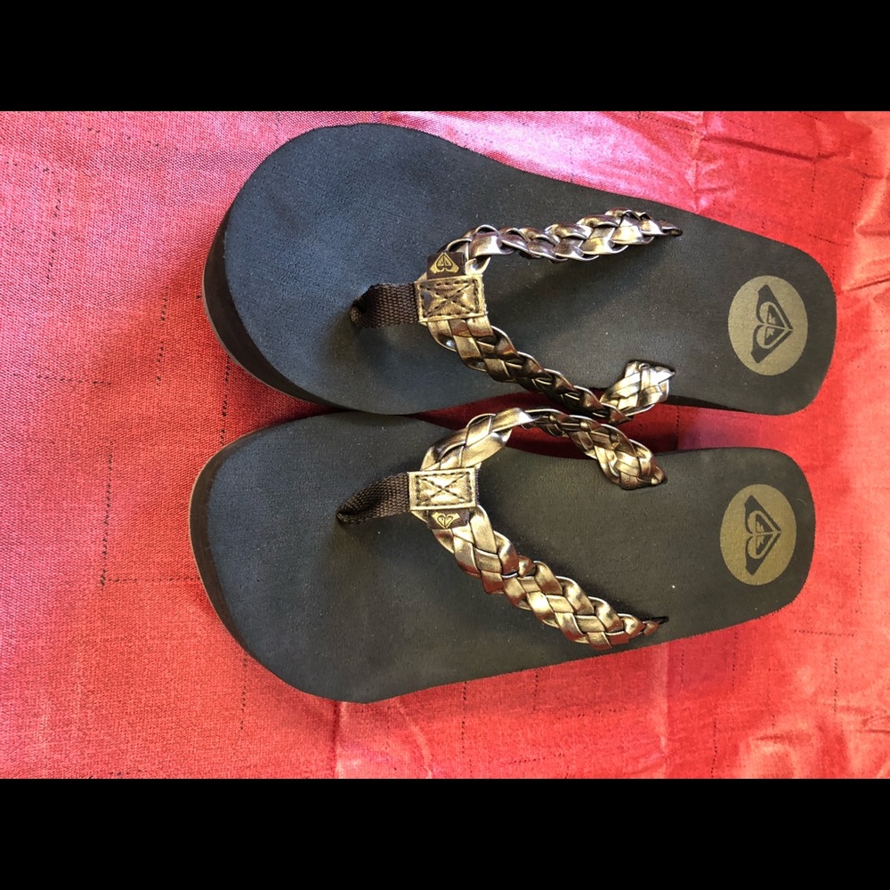 Roxy wedge flip flops